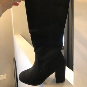 Brand new - Suede Boots (Allegra K)